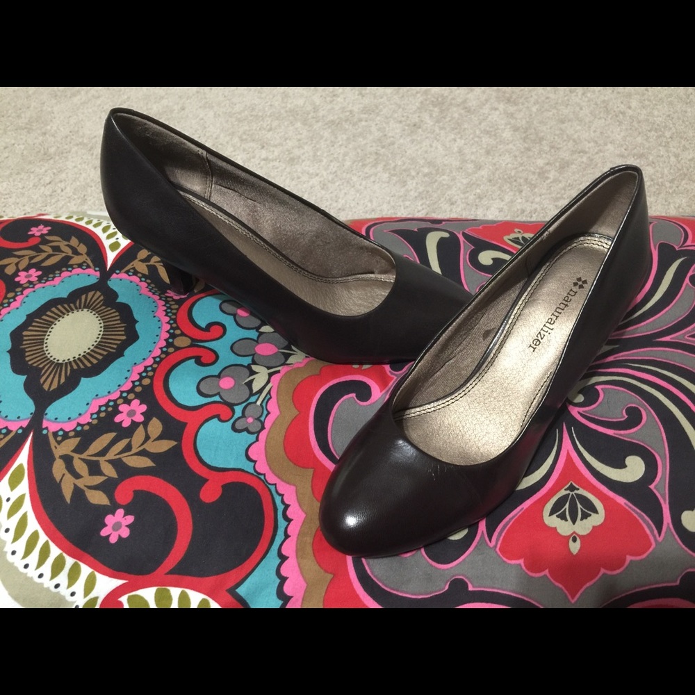 Naturalizer Brown Leather Heels-Size 8M - Picture 1 of 8